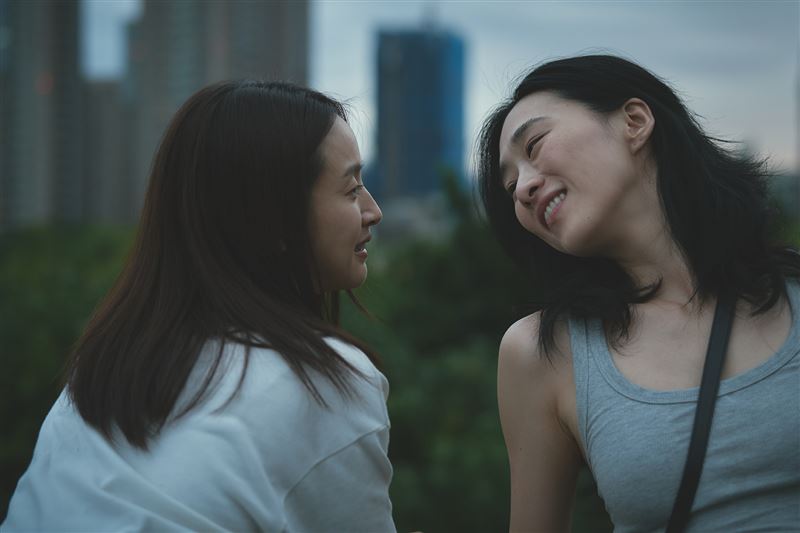 林依晨、吳可熙在戲中錯過20年緣分。（圖／周子娛樂提供）