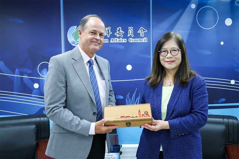 加拿大國安團首次訪海委會，管碧玲親自接見