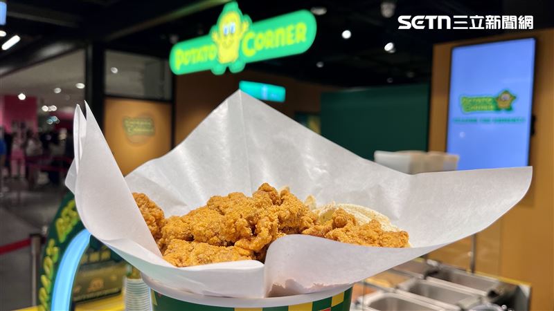 「薯條界天花板」Potato Corner台中首店進駐台中新光三越。(圖／記者賴俊佑攝影）