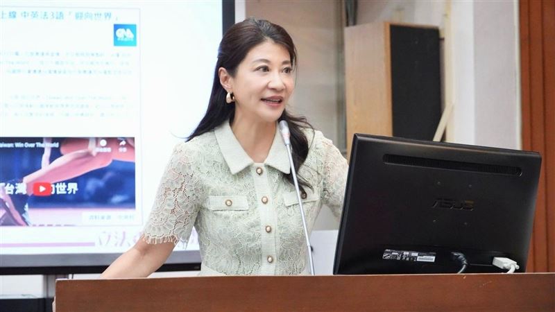 林楚茵表示，國民黨立委傅崐萁、花蓮縣長徐榛蔚夫婦，就是「親中投降派」的寫照，面對災情只會擺爛。（圖／翻攝自林楚茵臉書）