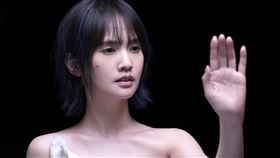 楊丞琳新專輯MV上架。（圖／索尼音樂提供）
