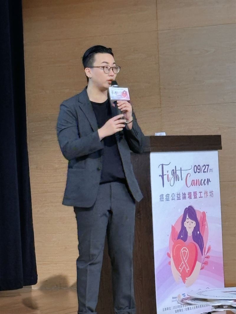 「癌症希望公益論壇」規劃4大主題專講，由南鷹生技衛星社創社主席陳孟專博士擔任主持人，內容涵蓋癌症全病程關鍵面向。(圖／南鷹扶輪社提供)