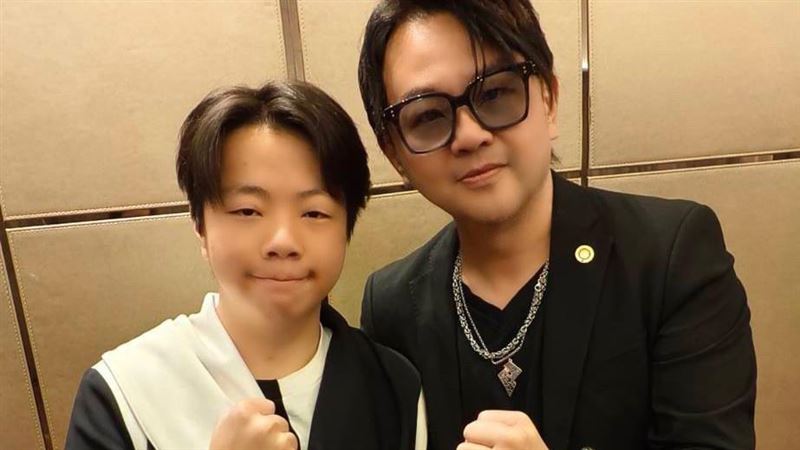 蘇震洋首度合體14歲愛子拍MV。（圖／綵星娛樂提供）