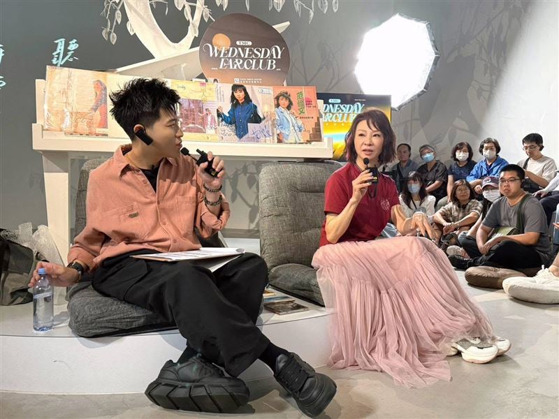 臺北流行音樂中心邀請范怡文擔任「週三耳朵俱樂部」導覽嘉賓。（圖／翰森娛樂提供）