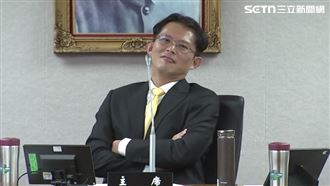 神打臉？黃國昌昔挺年改稱：下一代會遭殃