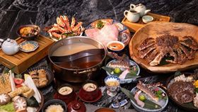 二本松涮涮屋「火鍋愛馬仕」頂奢食材入饌。（圖／二本松涮涮屋提供） 