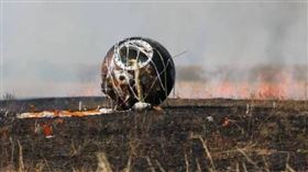 俄羅斯「諾亞方舟」太空實驗膠囊返航發生意外。（圖／翻攝自社群網站X @estelsiplanetes）