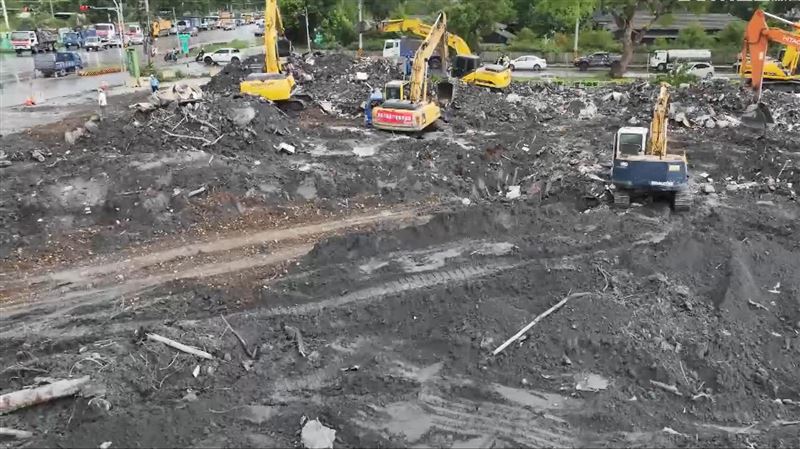 花蓮阿公哭喊「都沒了」嬤暖心回應逼哭網