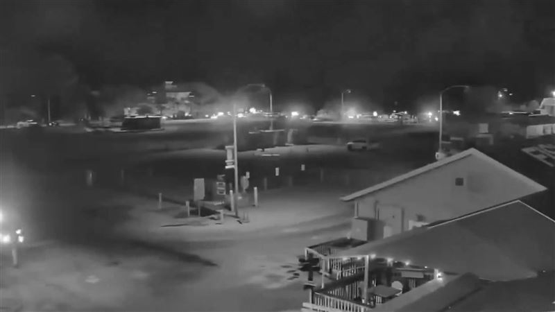 新/美碼頭餐廳突遭掃射 至少3死8傷