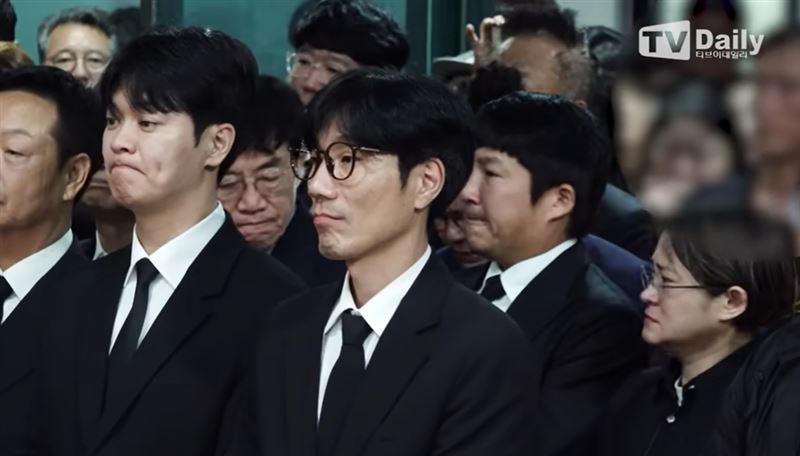 不少圈內好友都來送全裕成最後一程。（圖／翻攝自티브이데일리）