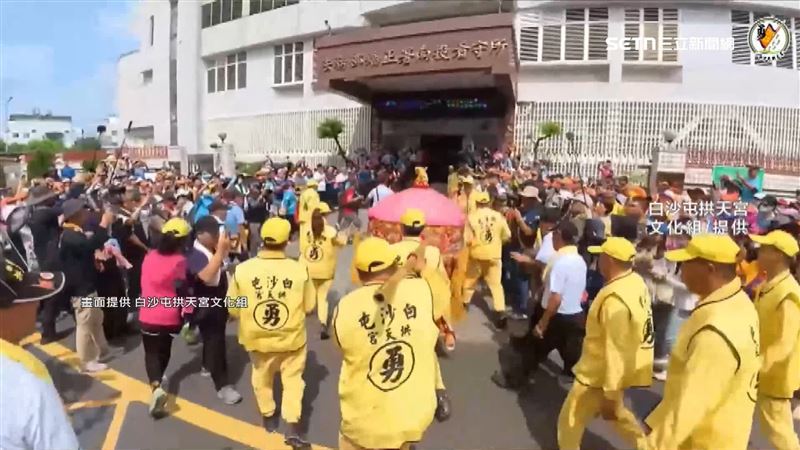 白沙屯祖首度到正部