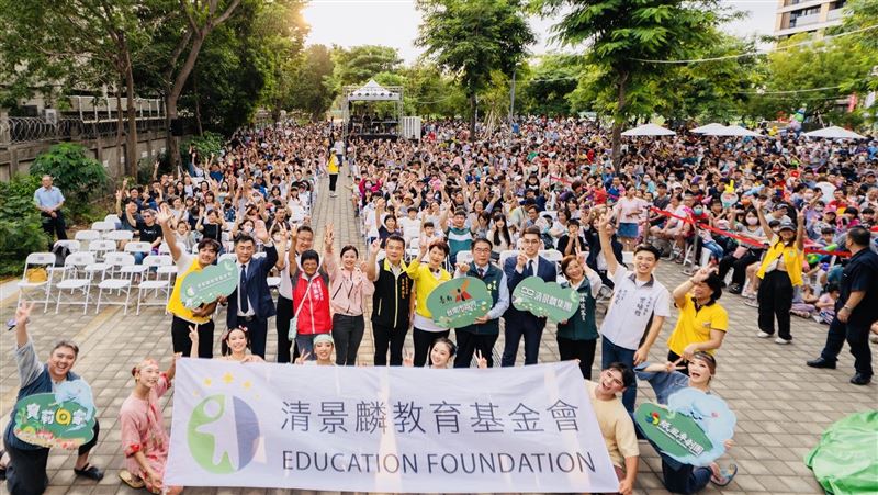 清景麟攜手紙風車演出《寶莉回家》 台南東區首演登場，實踐親子共融與地方共好的美好願景。（圖／翻攝畫面）