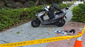 新北市,淡水區,新北,男女,機車,事故,車禍,女車主,自撞,肇事,命危圖片描述。（圖／翻攝畫面）