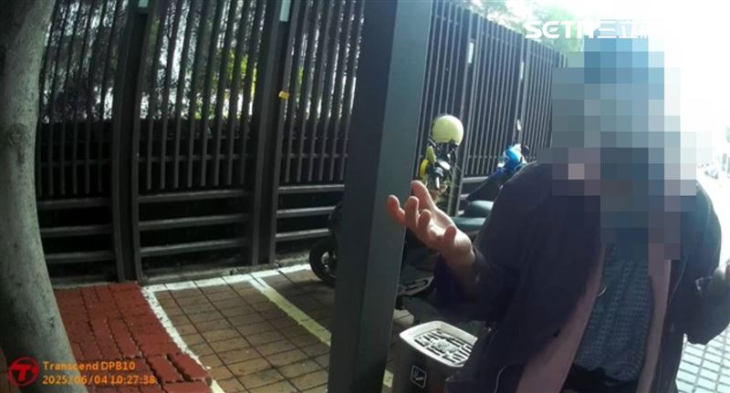 陳婦是在臉書上看到徵才廣告，誤信所謂「投資公司」招募外務員，並不清楚竟然是來當取款的車手。（圖／翻攝畫面）