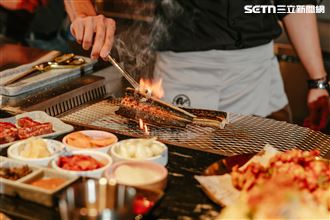 中秋烤肉不稀奇！屏東烤鰻魚搶攻燒烤市場