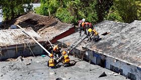 花蓮,光復鄉,馬太鞍溪,堰塞湖,新北市消防。（圖／翻攝畫面）