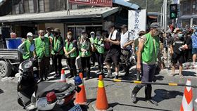 劉哲瑋說，民進黨真的很可愛，當地人不愛他們，但他們知道什麼是「大愛」。（圖／翻攝自 Lâu Thiat Uí臉書）