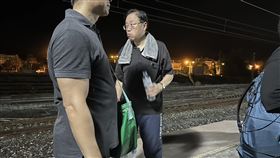 張善政穿著樸素親赴花蓮光復勘災。（圖／翻攝自張善政臉書）