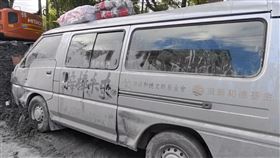 頂新和德文教基金會前進花蓮光復災區。（圖／翻攝畫面）