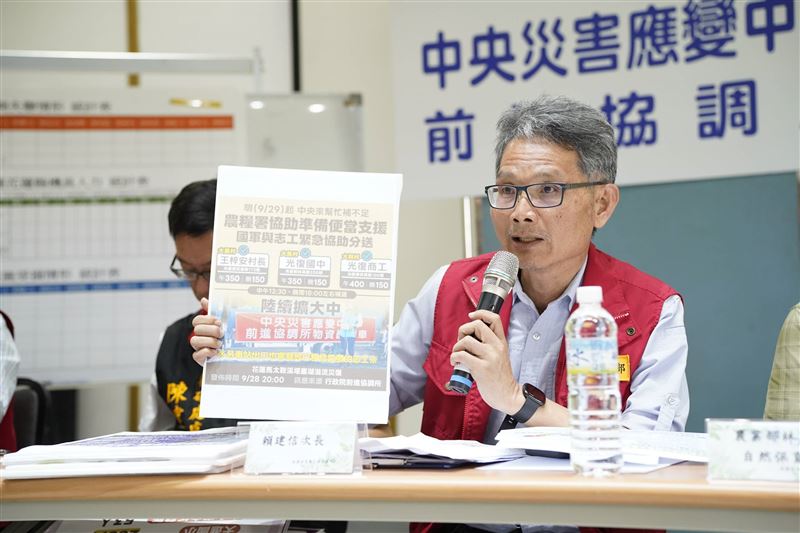 中央災害應變中心前進協調所今日召開第9次工作會報後記者。（圖／行政院提供）