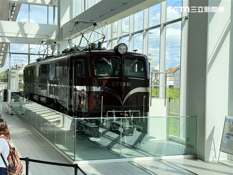 大宮鐵道博物館其他展示列車。（圖／記者李育道攝影）