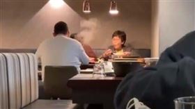 四叉貓表示，自己在2022年2月被拍到和蔡壁如吃火鍋也與「狗仔集團」有關。（圖／翻攝自四叉貓臉書）