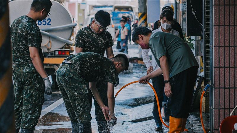 花蓮湧入救災超人！賴清德PO他們身影感謝