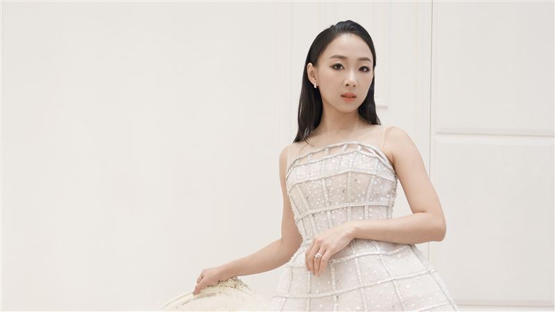 獨／星二代新婚一年離開台灣！肚皮動靜曝