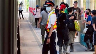 持續加開列車　台鐵：讓愛與希望接力飛行