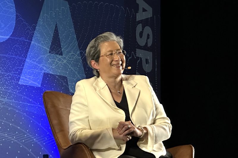 蘇姿丰16日率高管團隊造訪聯想集團位於北京的全球總部。(圖/中央社)