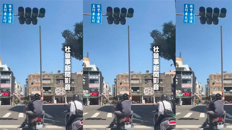 高雄騎士貪圖方便，手持一支3公尺長的塑膠PVC管一路騎行，警方後續將開罰。（圖／翻攝《社會事新聞影音》）