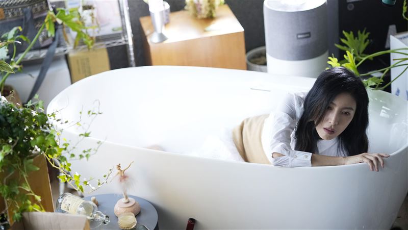 楊謹華揭「單親媽媽」身份！女兒崩潰怒吼