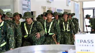 國軍弟兄來了！第5作戰區增派500人救災