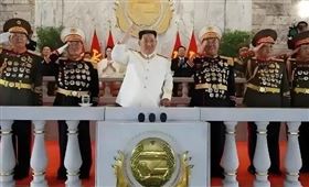 北韓停戰70多年，將軍們身上卻掛著密密麻麻的勳章，成為世界奇觀。(圖／翻攝百度百科)