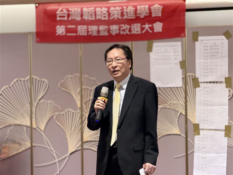 新任理事長郭國興教授