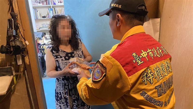 台中36特搜英雄衝光復！忍痛放下重病妻小