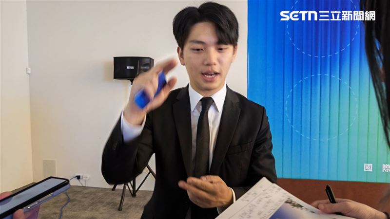 李宗軒表示，淡江大橋進展順利，加上房價CP值高，是吸引買盤回流的重要因素。（圖／記者陳韋帆攝影）