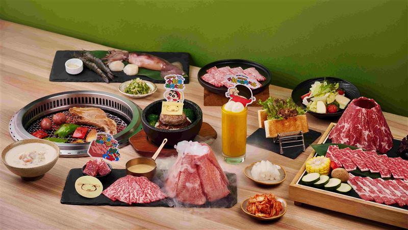 牛舌光波！王品約和小新邁向萌趣燒肉之路