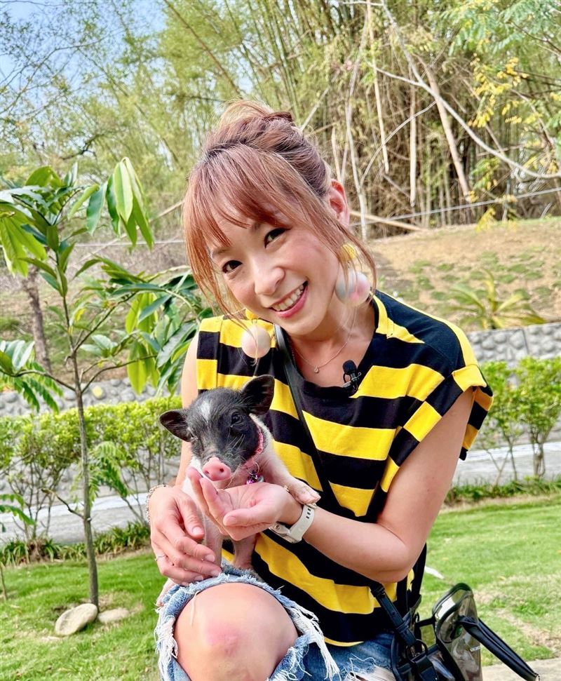 行腳節目主持人段慧琳近日親赴花蓮光復鄉成為「鏟子超人」一員（圖／翻攝自段慧琳臉書）