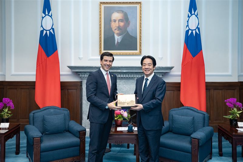 總統賴清德30日接見美國農業部貿易及對外農業事務次長林德柏格一行。（圖／總統府提供）