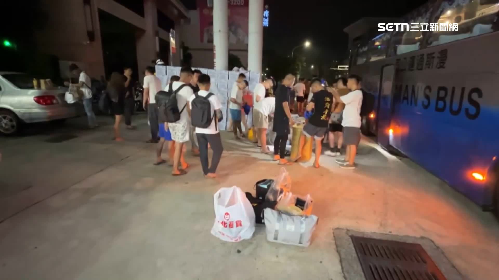 鏟子超人們繼續挺進災區，幫助花蓮光復盡快重回昔日風貌