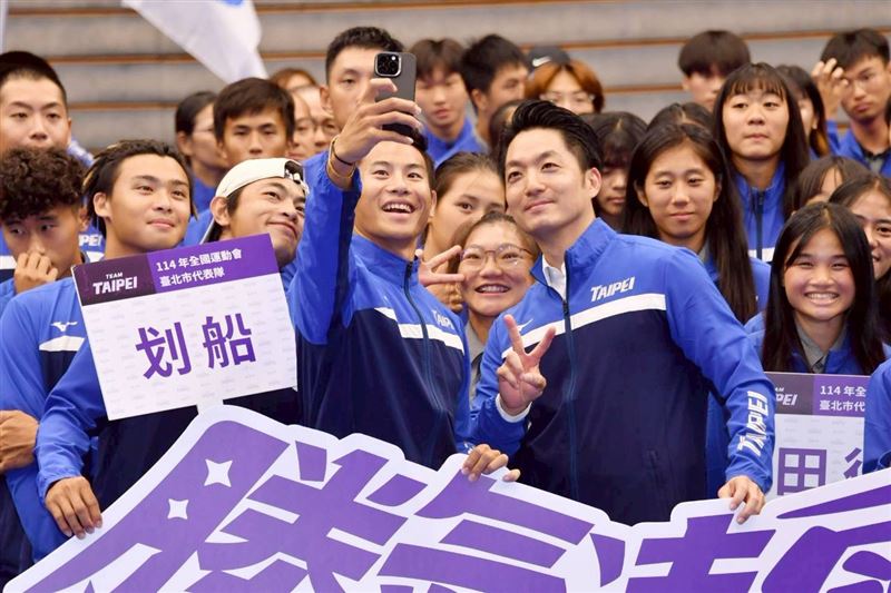 蔣萬安出席全國運動會台北市代表隊授旗典禮。（圖／北市府提供）
