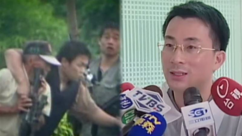 陳正達(右）一邊賣黑槍，另一邊栽贓給賣家，並查緝當成自己績效，大玩兩面手法，而其中一個買家是令人聞之色變的十大槍擊要犯「惡龍」張錫銘。（圖／資料照）