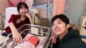 洪詩、李運慶。（圖／翻攝自洪詩臉書）