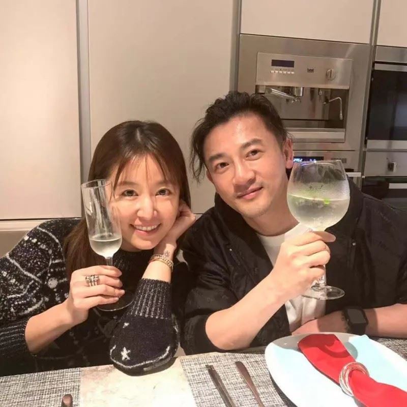 林心如與蘇有朋因《還珠格格》結緣，私下也成為好友。（圖／翻攝自臉書）