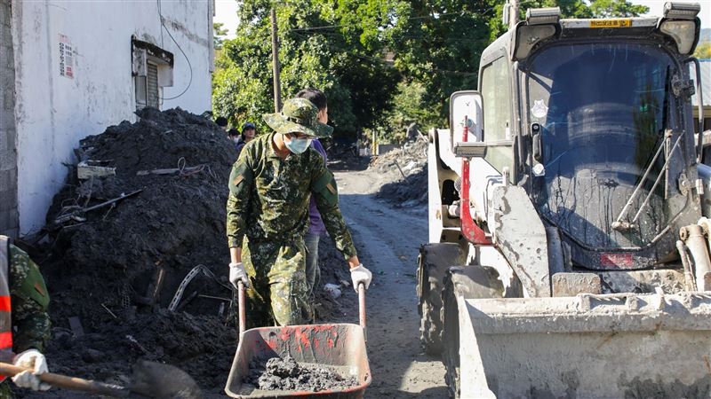 花蓮救災「嘻笑」遭公審　國軍認了很難過