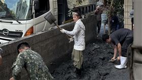 李多慧一早就赴花蓮光復協助救災。（圖／李多慧經紀人提供）