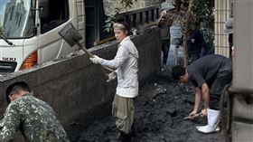 李多慧一早就赴花蓮光復協助救災。（圖／李多慧經紀人提供）