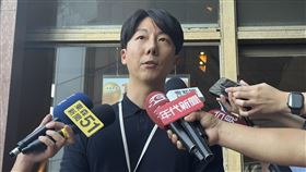 民進黨選對會召開第三次會議，會後由黨發言人吳崢轉述。（圖／記者劉秀敏攝影）