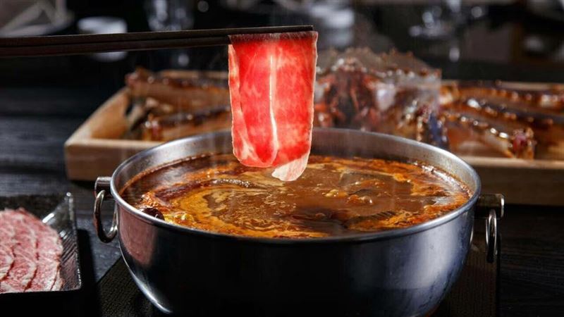 「麻神」宣布將於12月31日熄燈。（圖／取自麻神麻辣火鍋臉書）